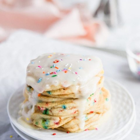 Cake Batter Pancakes | Recipe | Birthday breakfast, Yummy food, Cake batter  recipes