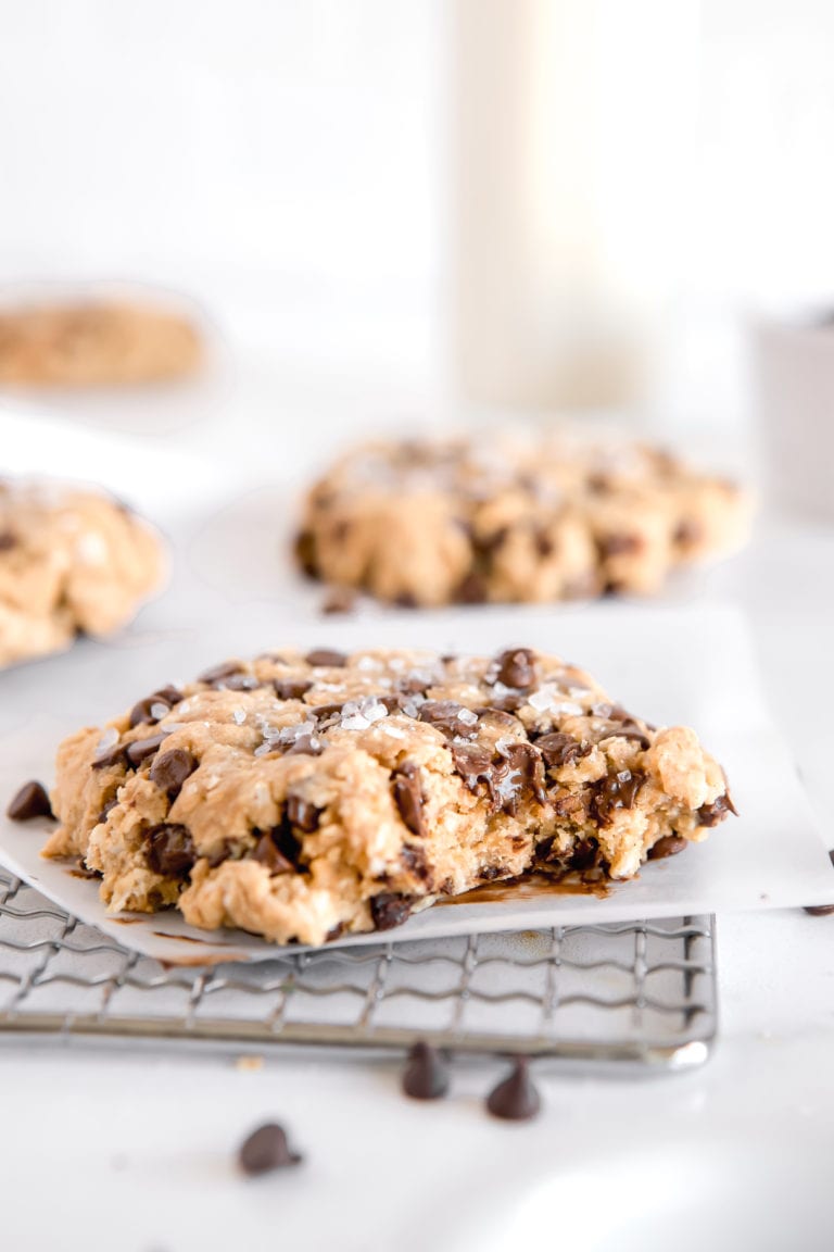 gluten free easy homemade oatmeal chocolate chip cookies