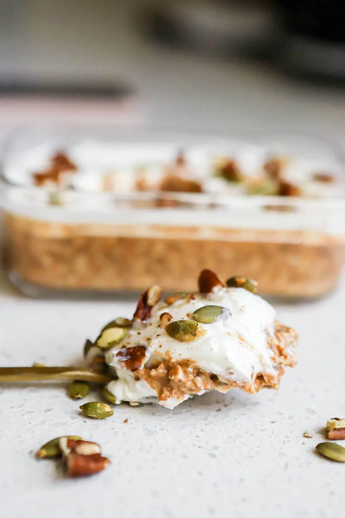 no bake pumpkin cheesecake overnight oats with oat milk