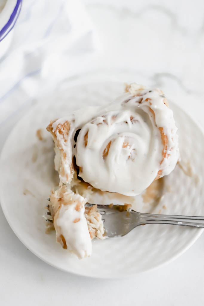 vegan cream cheese frosting for cinnamon buns