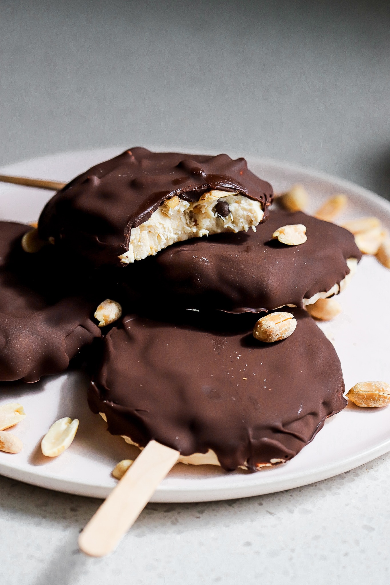 https://basicswithbails.com/wp-content/uploads/2023/06/peanut-butter-chip-frozen-yogurt-bars.jpg